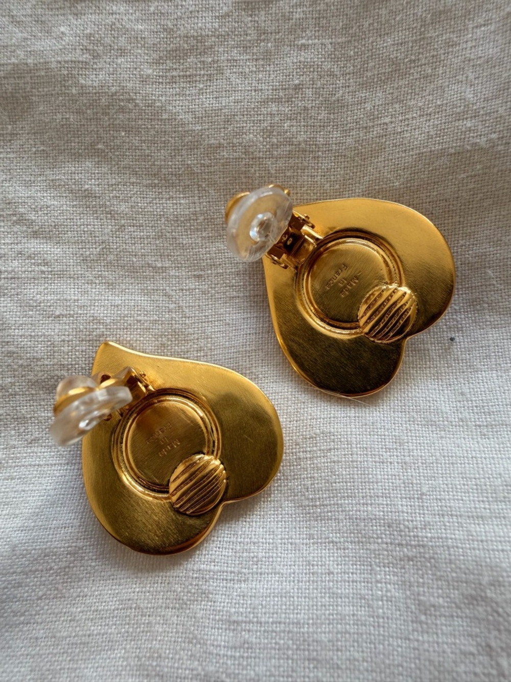 💜Yves Saint Laurent Gold Heart Earrings with Purple Cabochons✨ - Picture 5 of 9